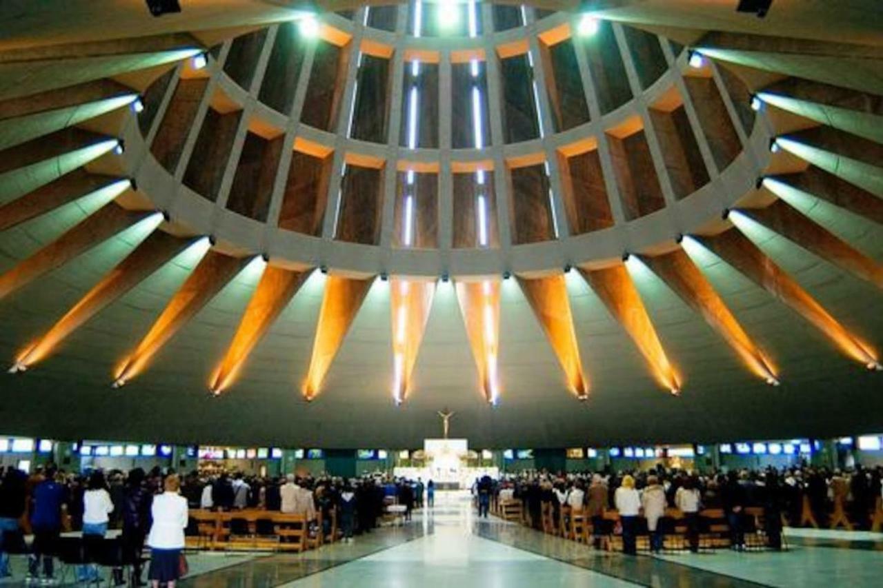 סירקוזה Alpheus Apartment מראה חיצוני תמונה