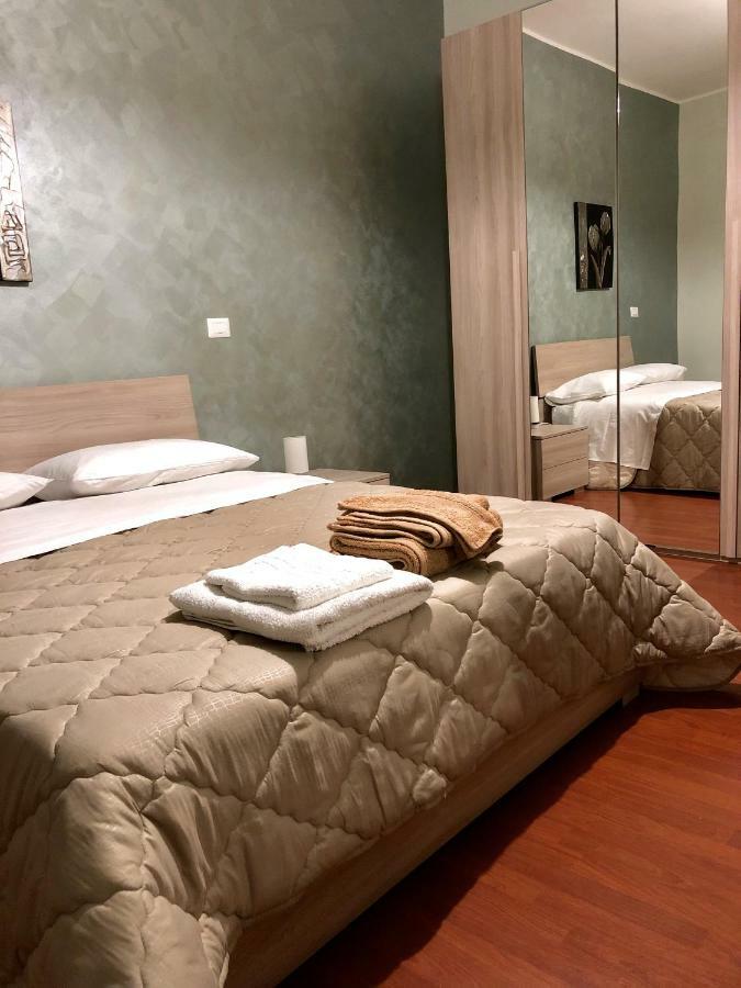 סירקוזה Alpheus Apartment מראה חיצוני תמונה